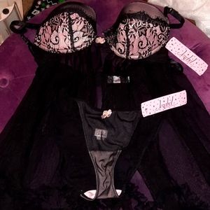 Jezebel Black and Pink Babydoll Lingerie Set, Small